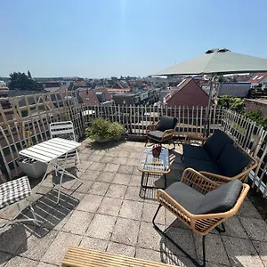 https://zeestraat-44a.zandvoort-hotels.com