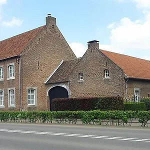 https://hoeve-de-hoge-swaen.maastrichthotels.net