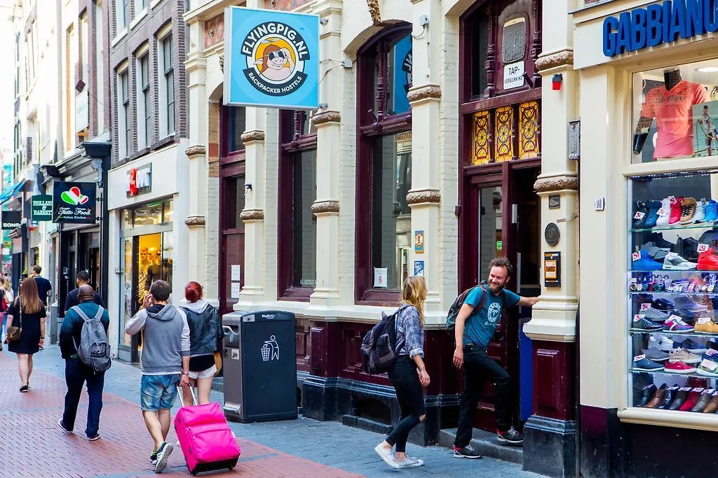 The Flying Pig Downtown Hostel Amsterdam