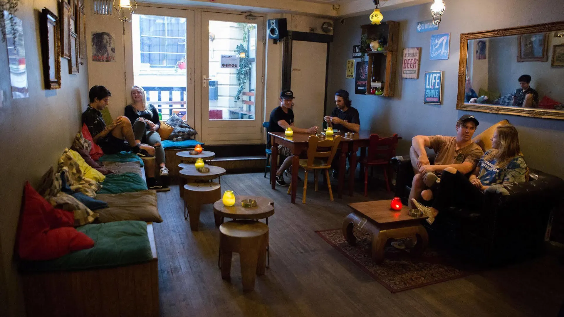 The Flying Pig Downtown Hostel Amsterdam
